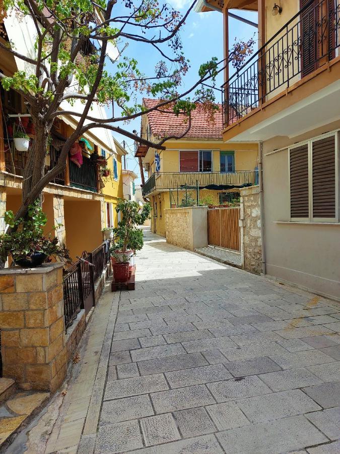 Guest House Tsanes Pinakokhorion Esterno foto