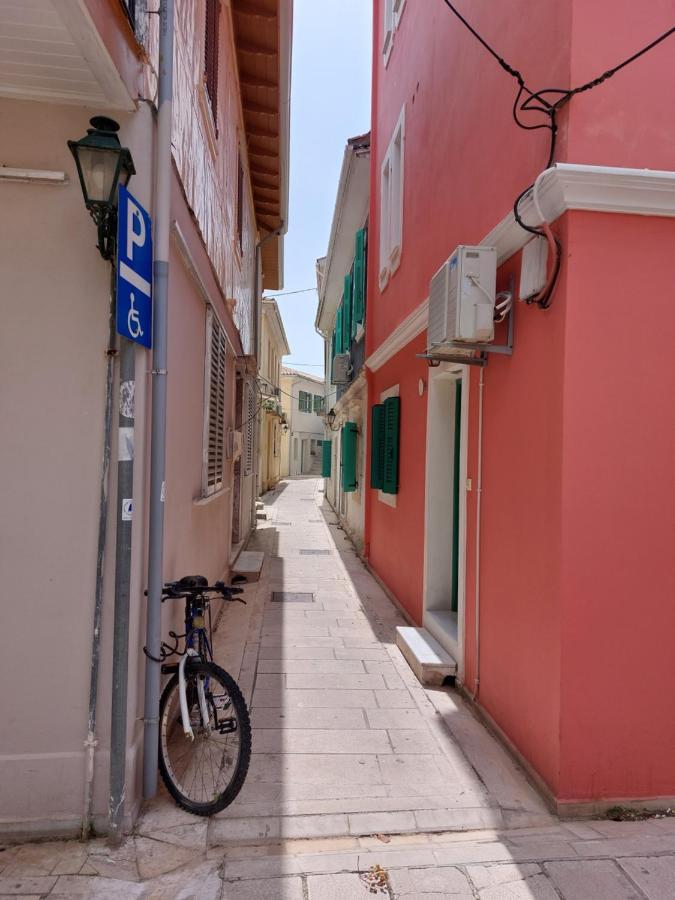 Guest House Tsanes Pinakokhorion Esterno foto