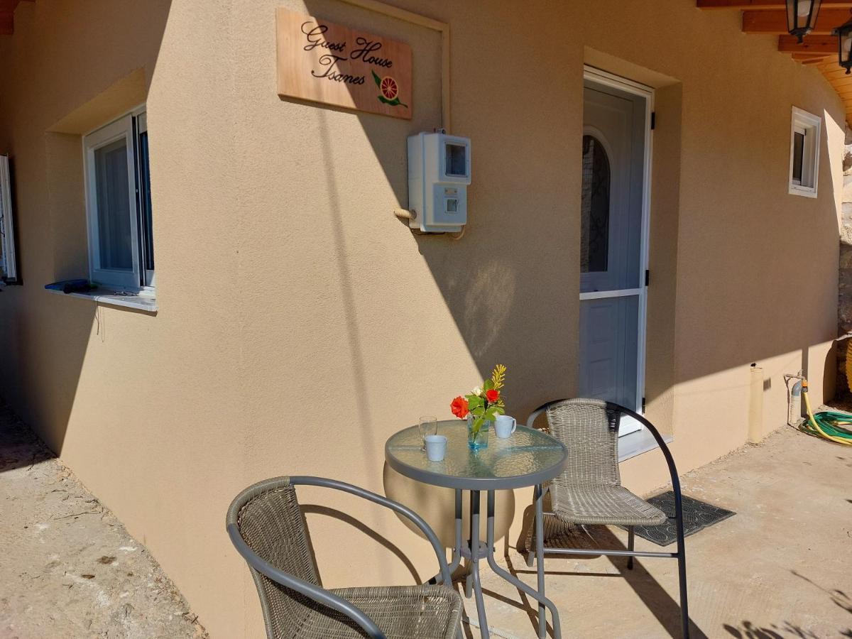 Guest House Tsanes Pinakokhorion Esterno foto