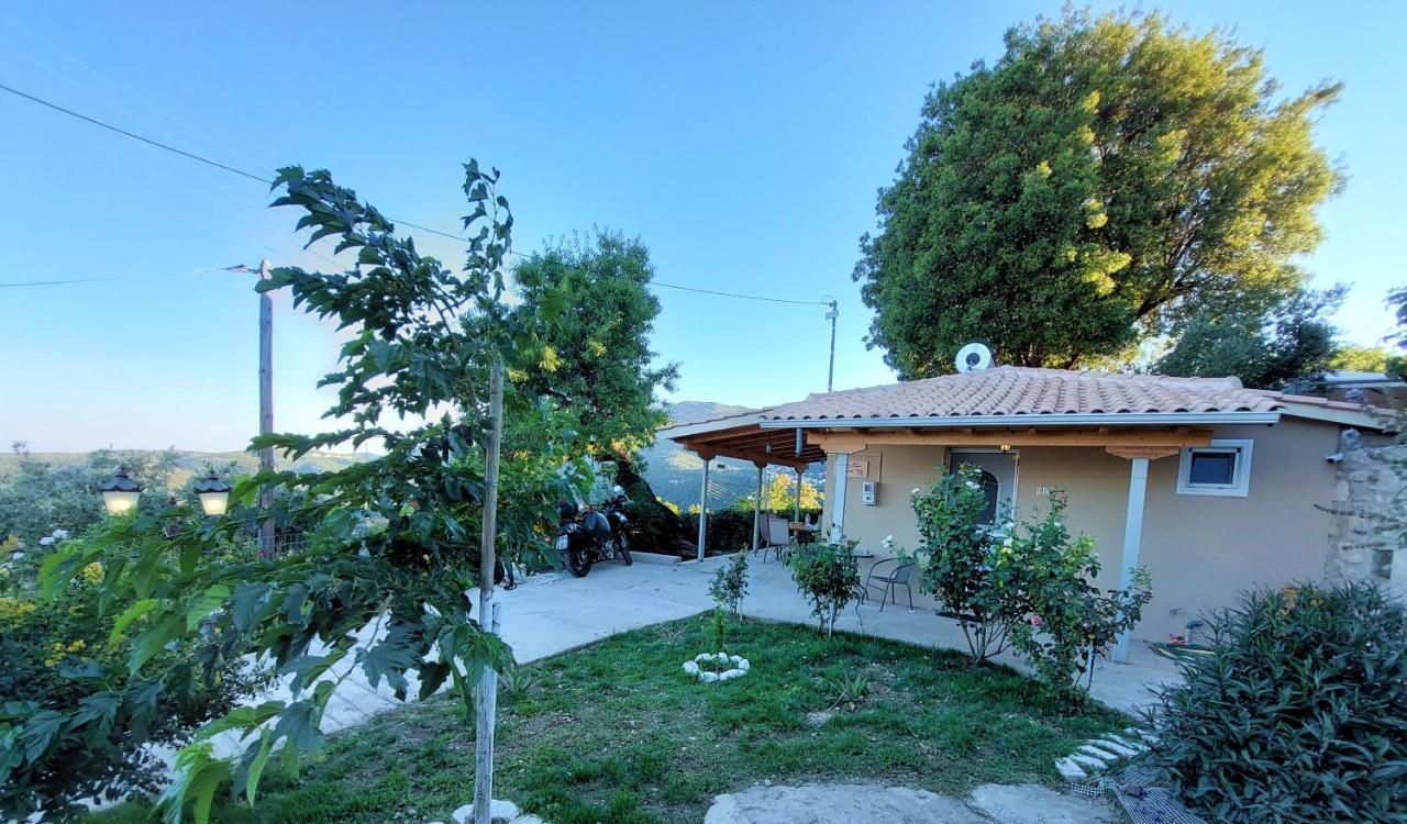 Guest House Tsanes Pinakokhorion Esterno foto
